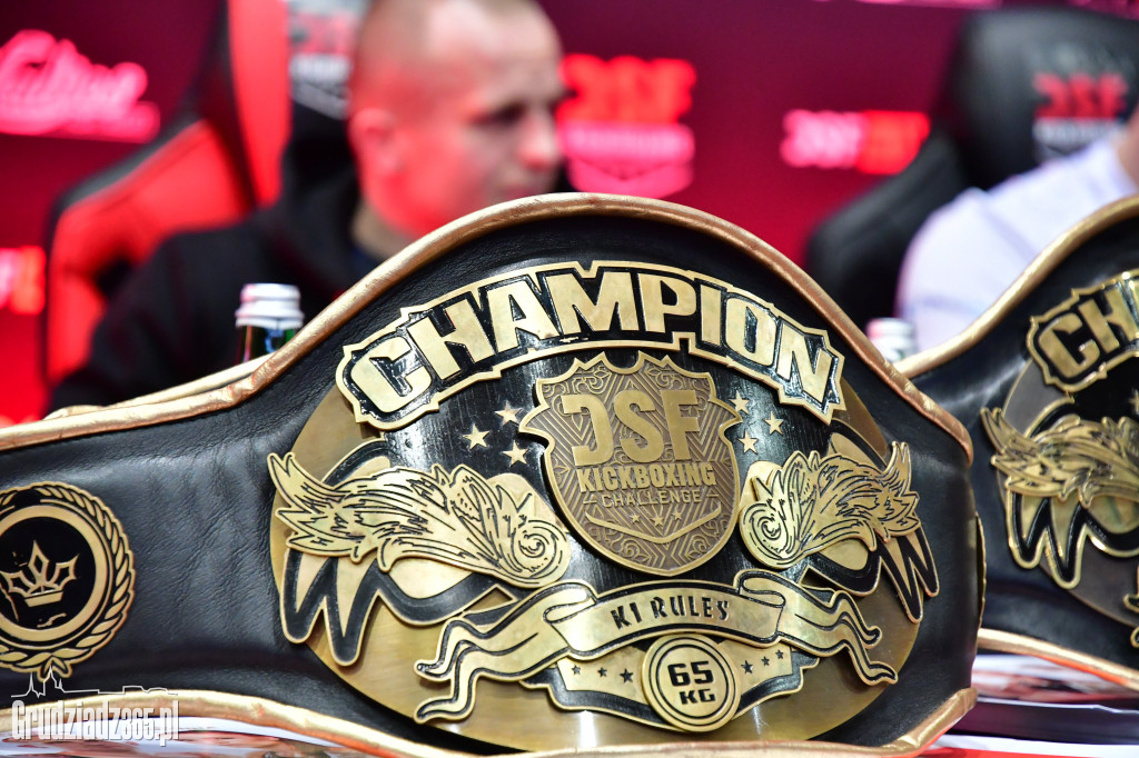 Lekcja WF z Mistrzami Kickboxingu