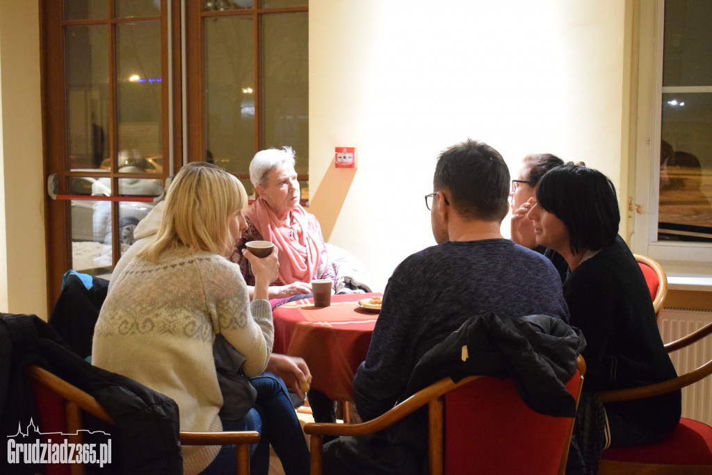 Projekcja filmu Donbas w Teatrze