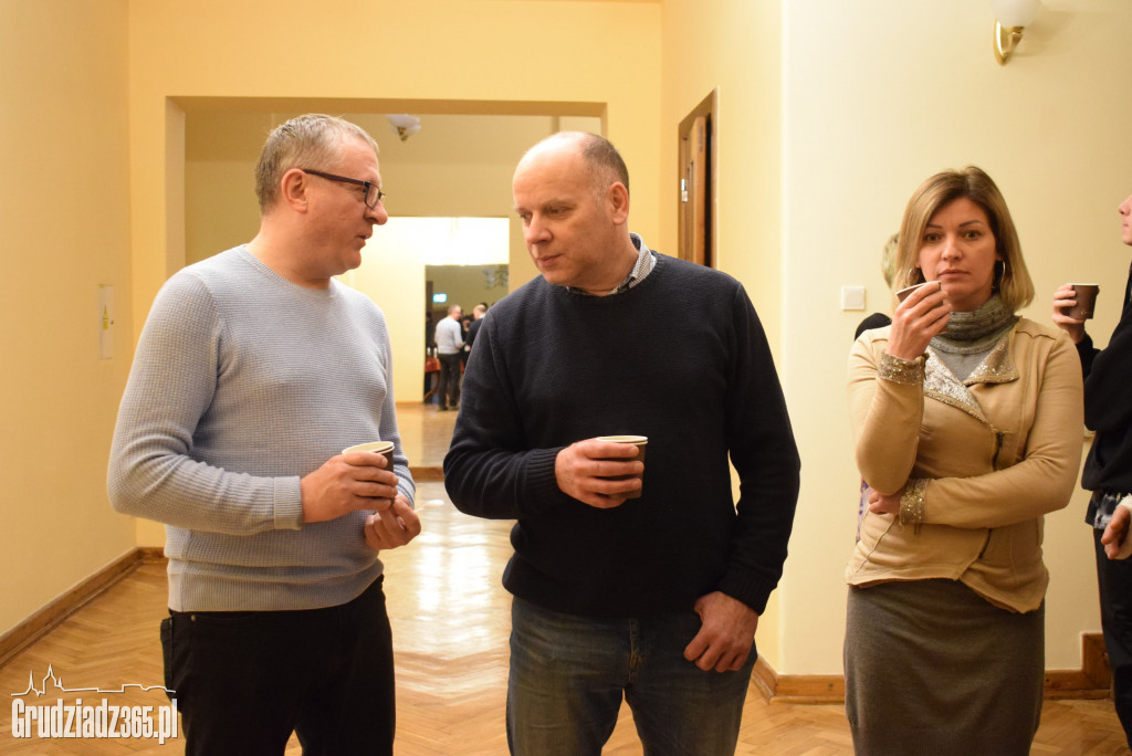 Projekcja filmu Donbas w Teatrze