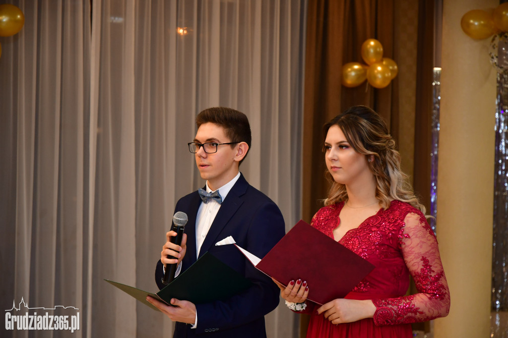 Studniówka Zespołu Szkół Ekonomicznych - foto