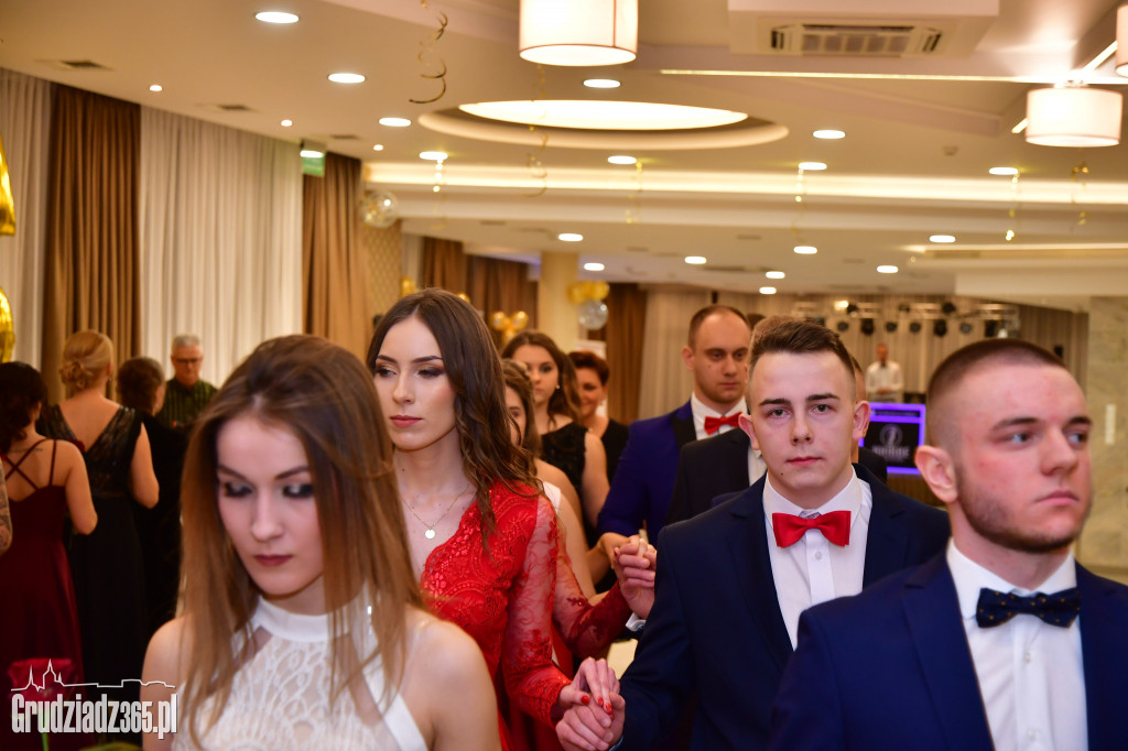 Studniówka Zespołu Szkół Ekonomicznych - foto