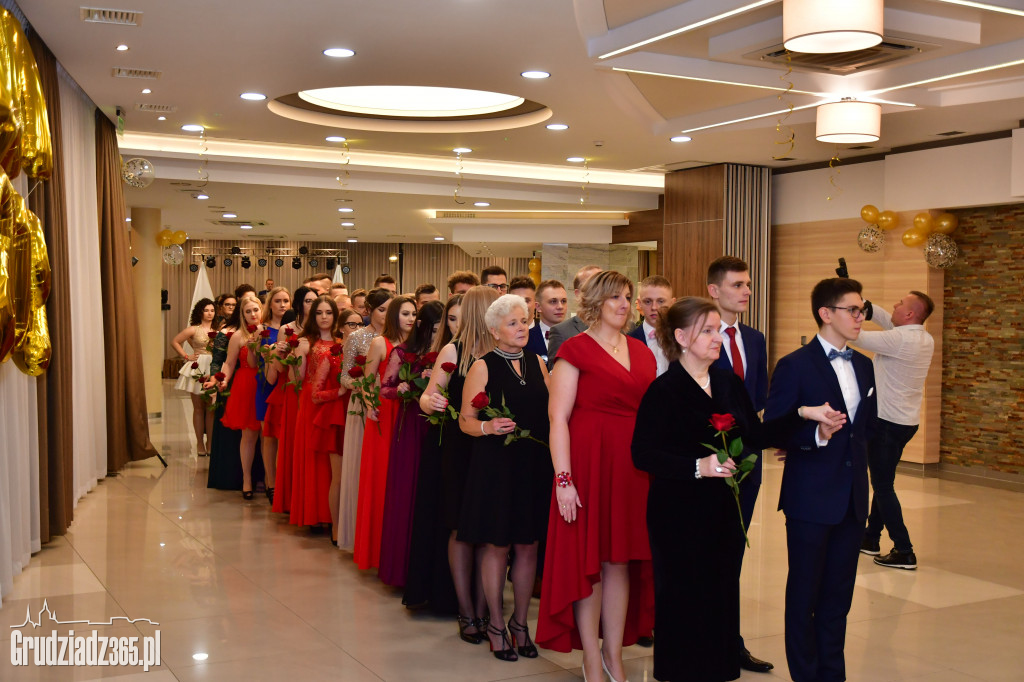 Studniówka Zespołu Szkół Ekonomicznych - foto