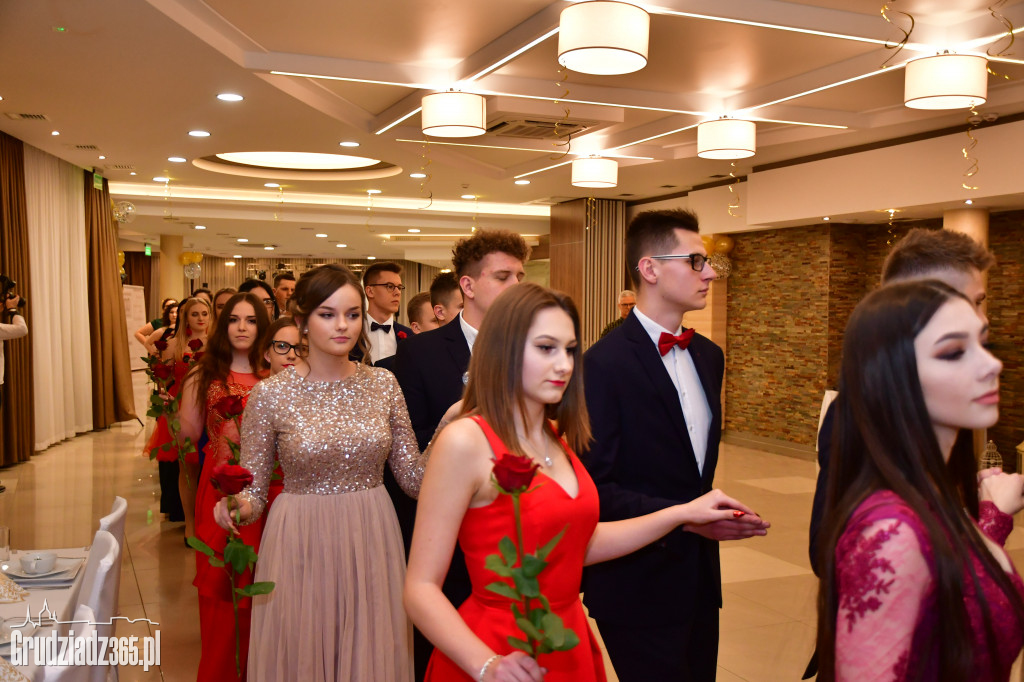 Studniówka Zespołu Szkół Ekonomicznych - foto