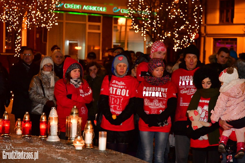 Cichy protest przeciwko przemocy- fotorelacja