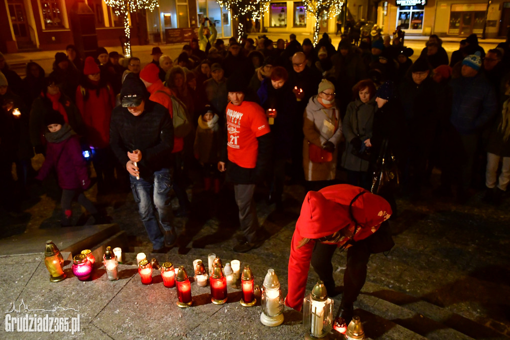 Cichy protest przeciwko przemocy- fotorelacja
