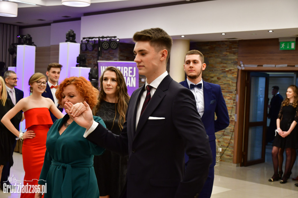 Studniówka II LO im. Króla Jana III Sobieskiego