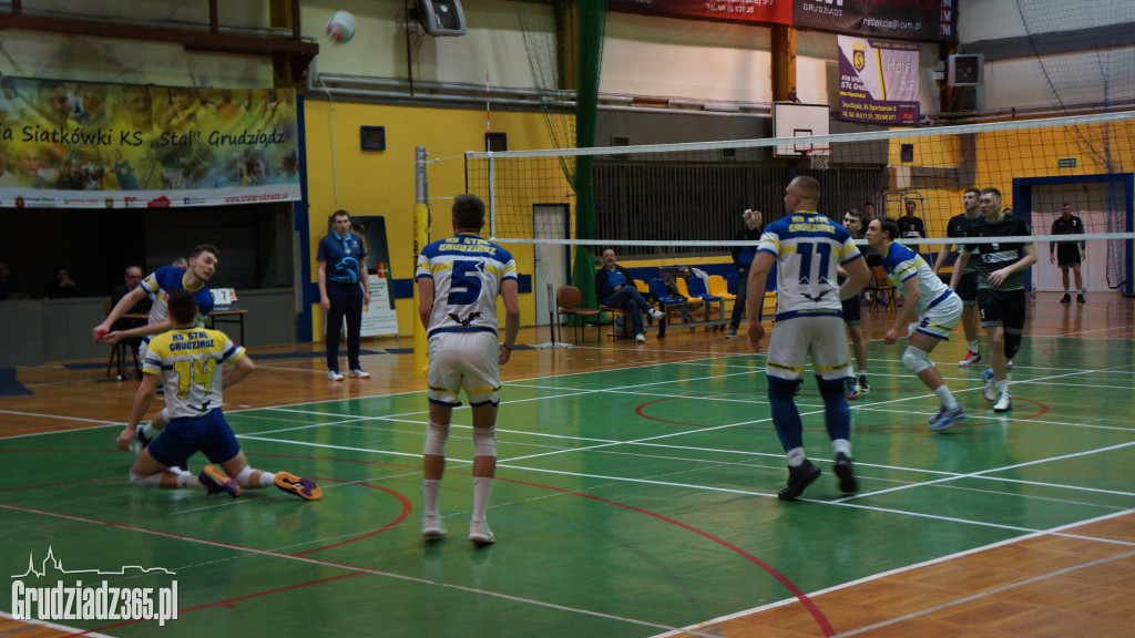 KS Stal wygrywa z UKS Kołobrzeg