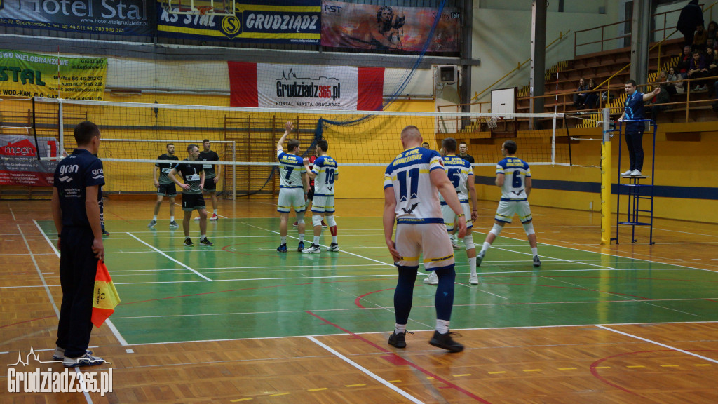 KS Stal wygrywa z UKS Kołobrzeg