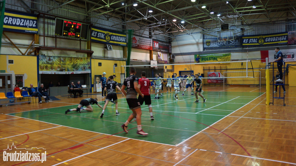 KS Stal wygrywa z UKS Kołobrzeg