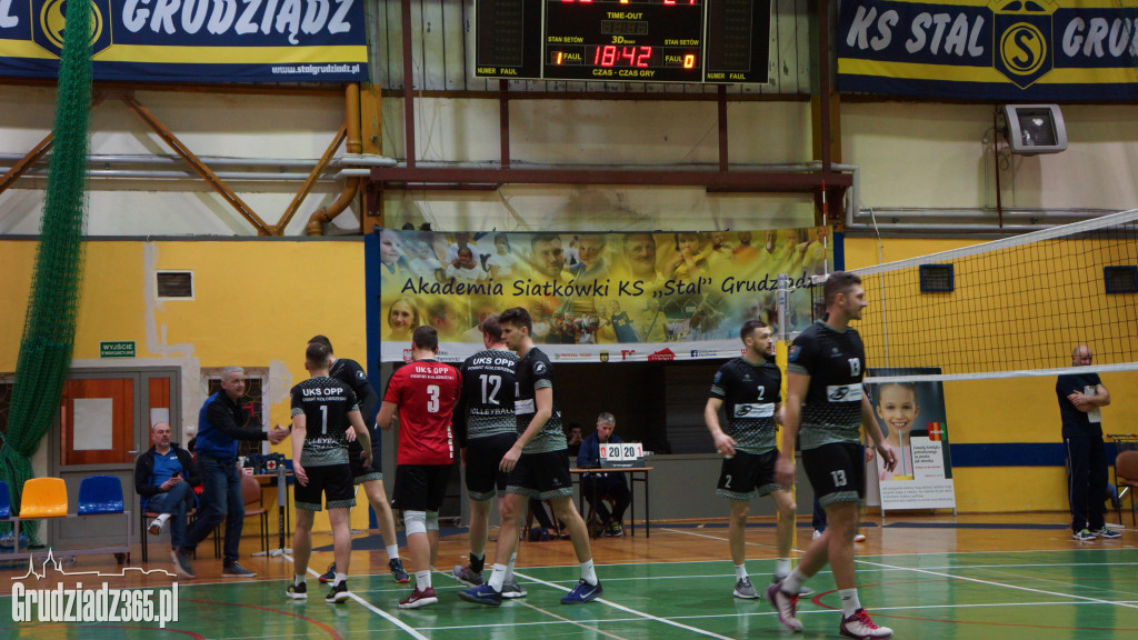 KS Stal wygrywa z UKS Kołobrzeg