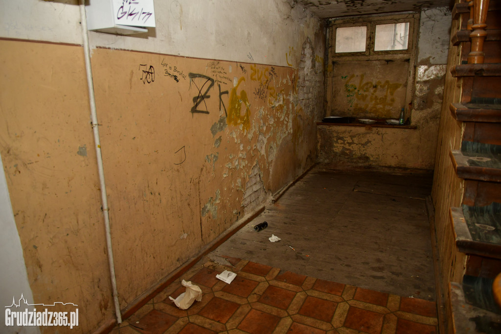 Włodka 1 Chełmińska 7 śmieci w centrum miasta