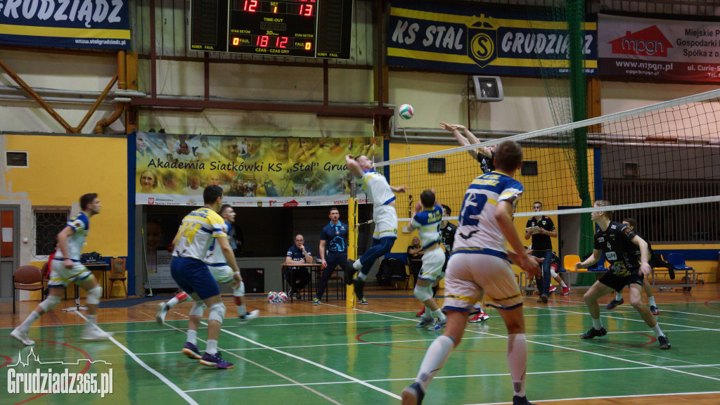 Pierwszy mecz play-off KS Stal - Trefl Lębork