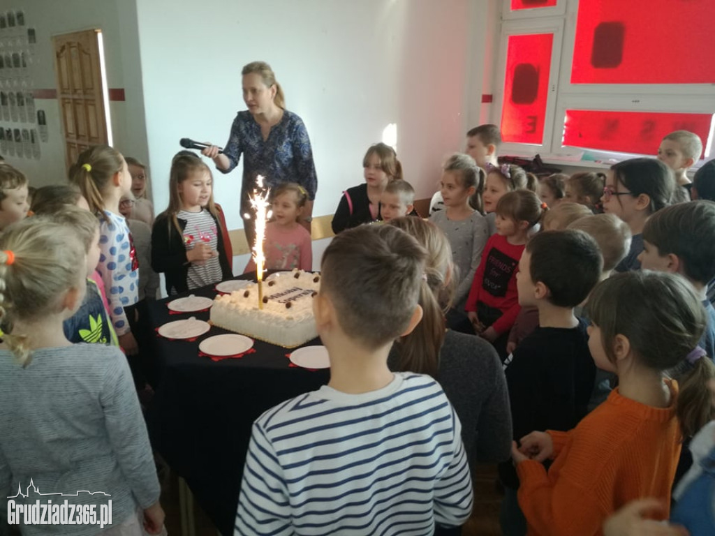 SP 1 świętowała urodziny swojego patrona