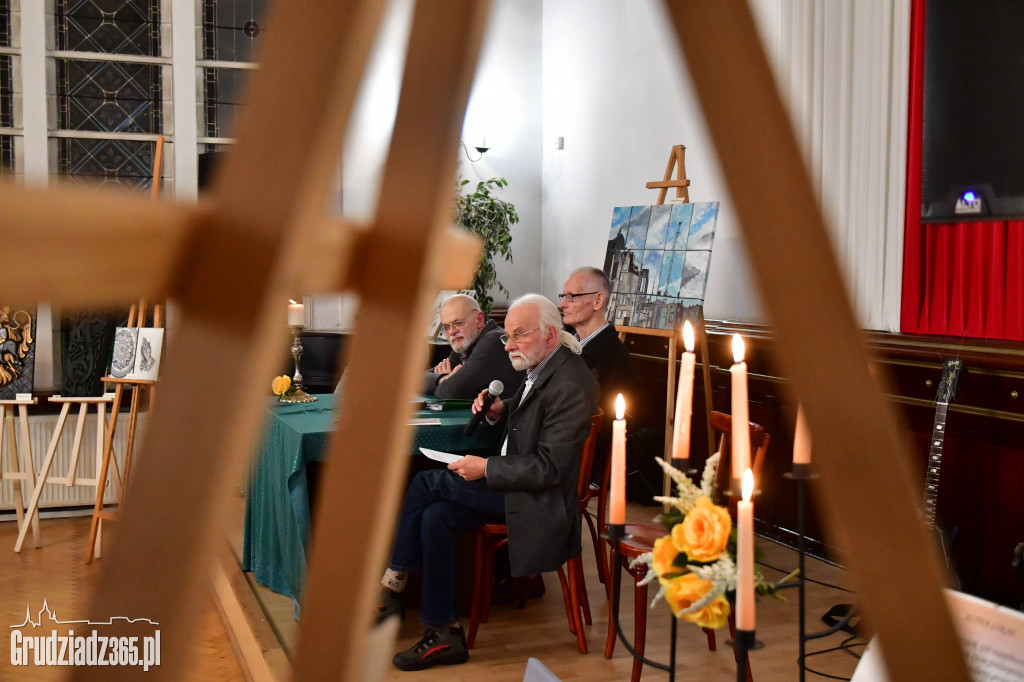 Kulturalny wieczór- wernisaż Grudziądzkich Artystów
