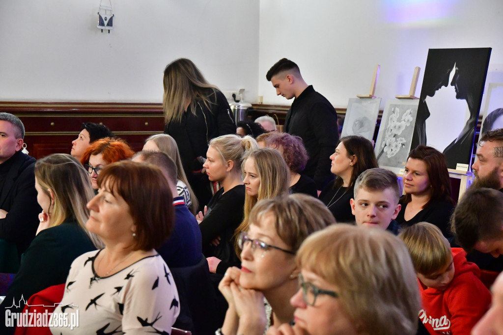 Kulturalny wieczór- wernisaż Grudziądzkich Artystów