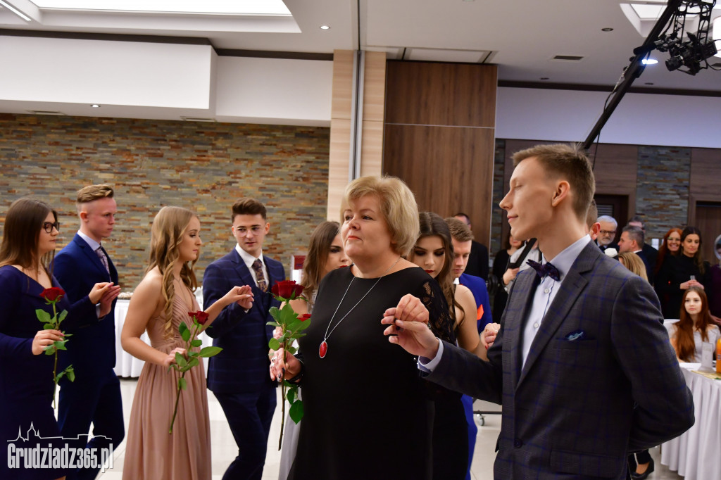 Studniówka IV LO im Kazimierza Wielkiego
