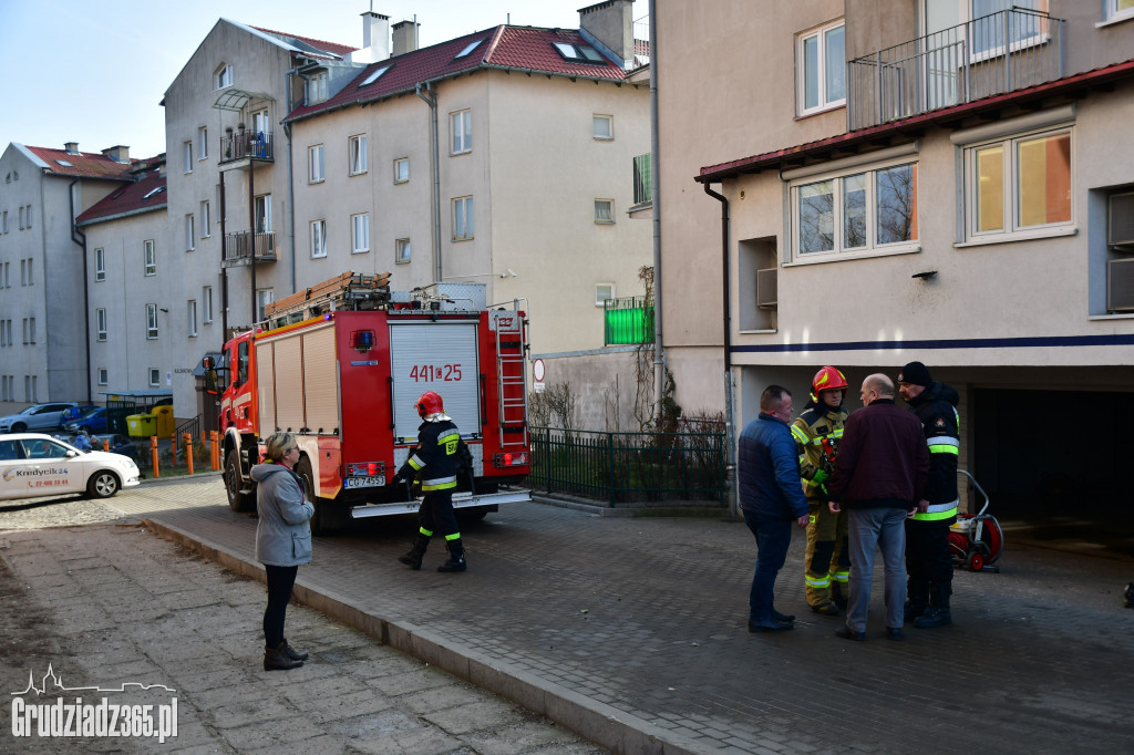 Akcja Straży Pożarnej na ul Kalinkowej