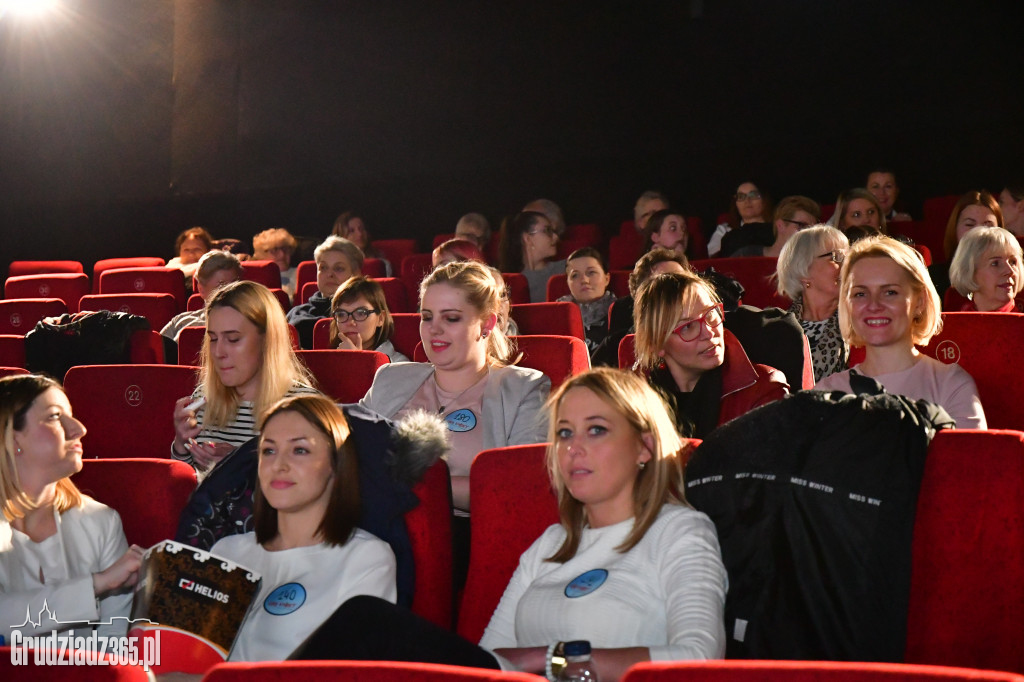 Comiesięczne Kino Kobiet- Planeta Singli 3