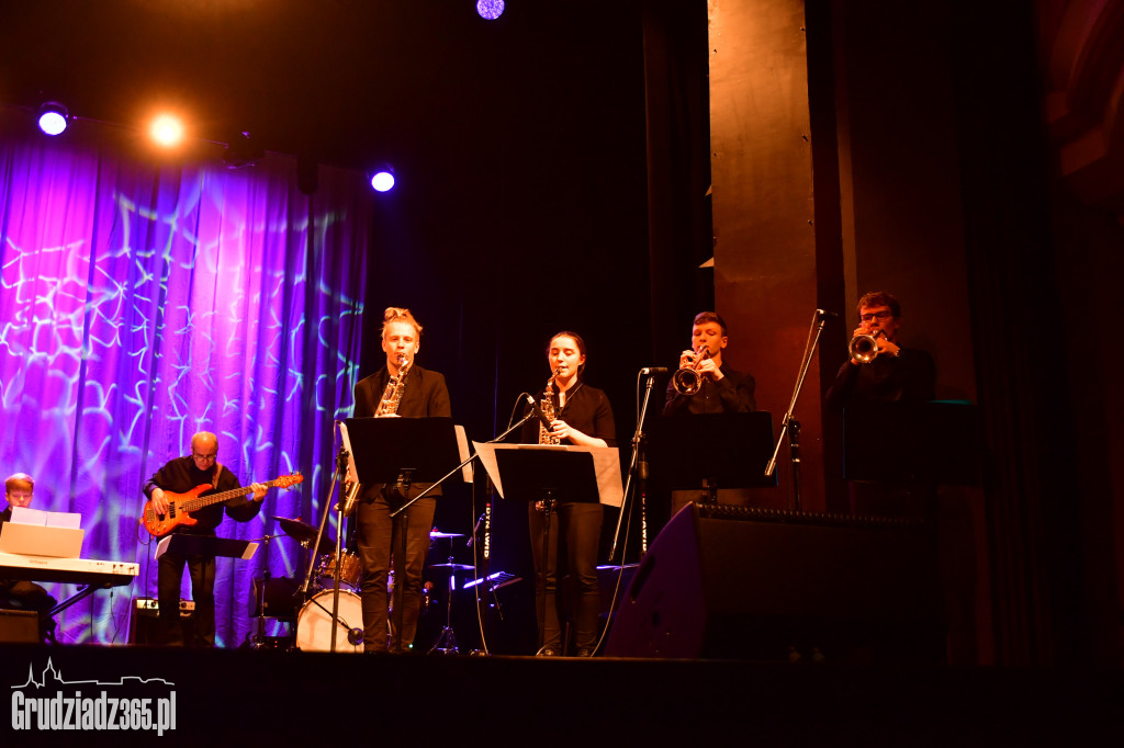 Koncert szkolnych zespołów i orkiestr