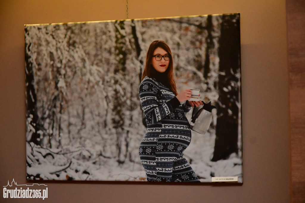 Kobieta- wystawa fotografii w restauracji Staropolska
