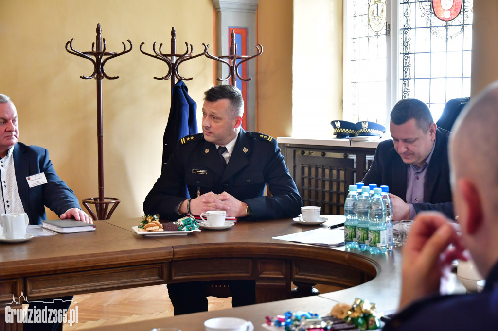 Nagrody dla Dzielnicowego, Patrolowego i Strażaka Roku