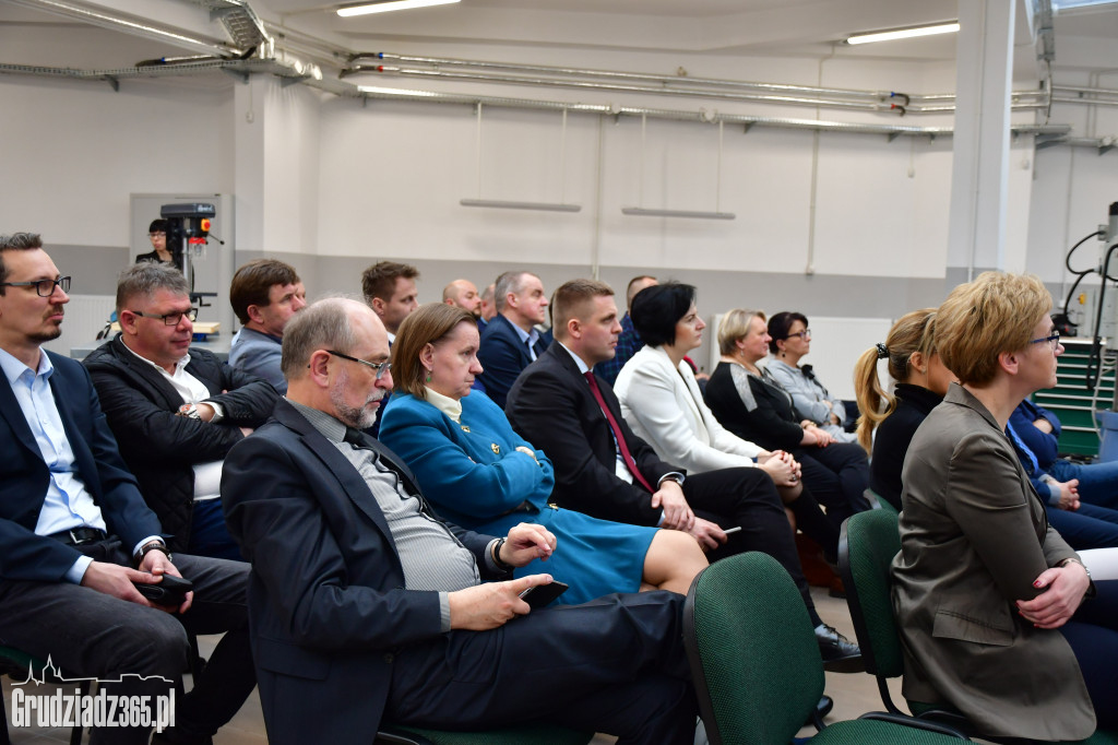 Partnerstwo w kształceniu zawodowym- Konferencja