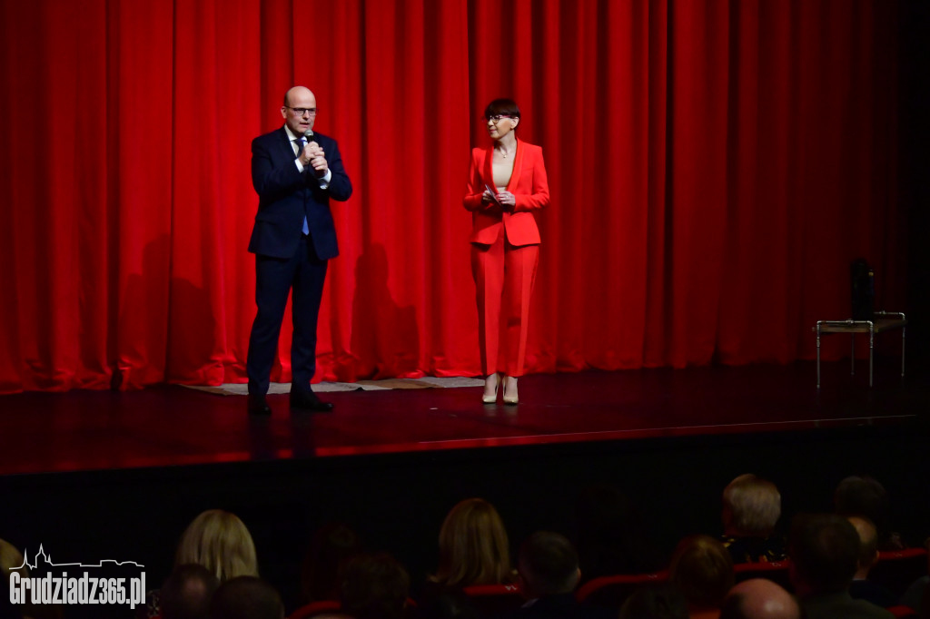 Grudziądzka Wiosna Teatralna- Czego nie widać