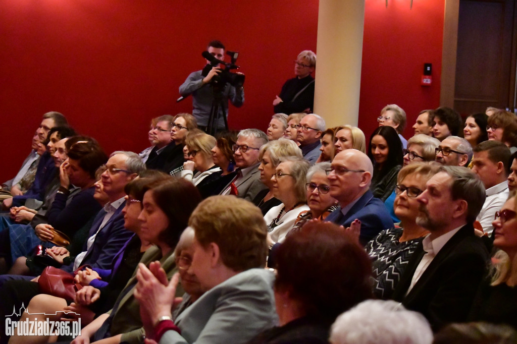 Grudziądzka Wiosna Teatralna- Czego nie widać