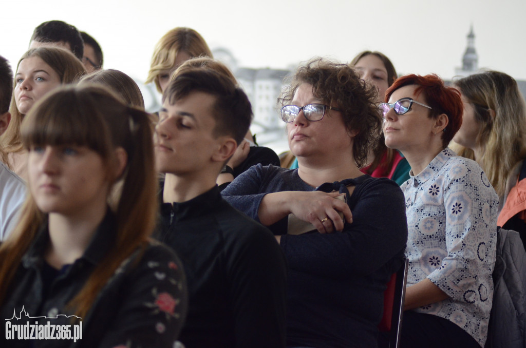VII Debata Młodzieży - fotorelacja