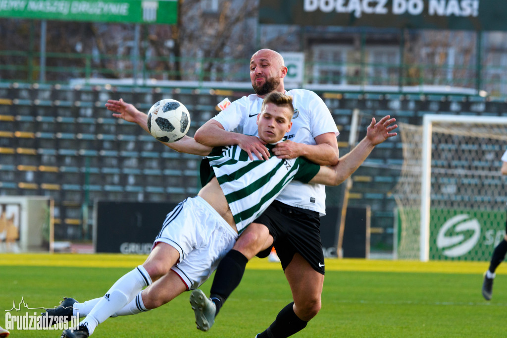 Olimpia Grudziądz wygrywa z Rozwojem Katowice