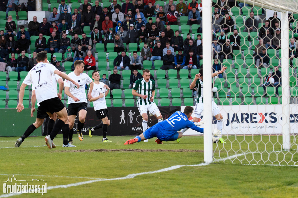 Olimpia Grudziądz wygrywa z Rozwojem Katowice
