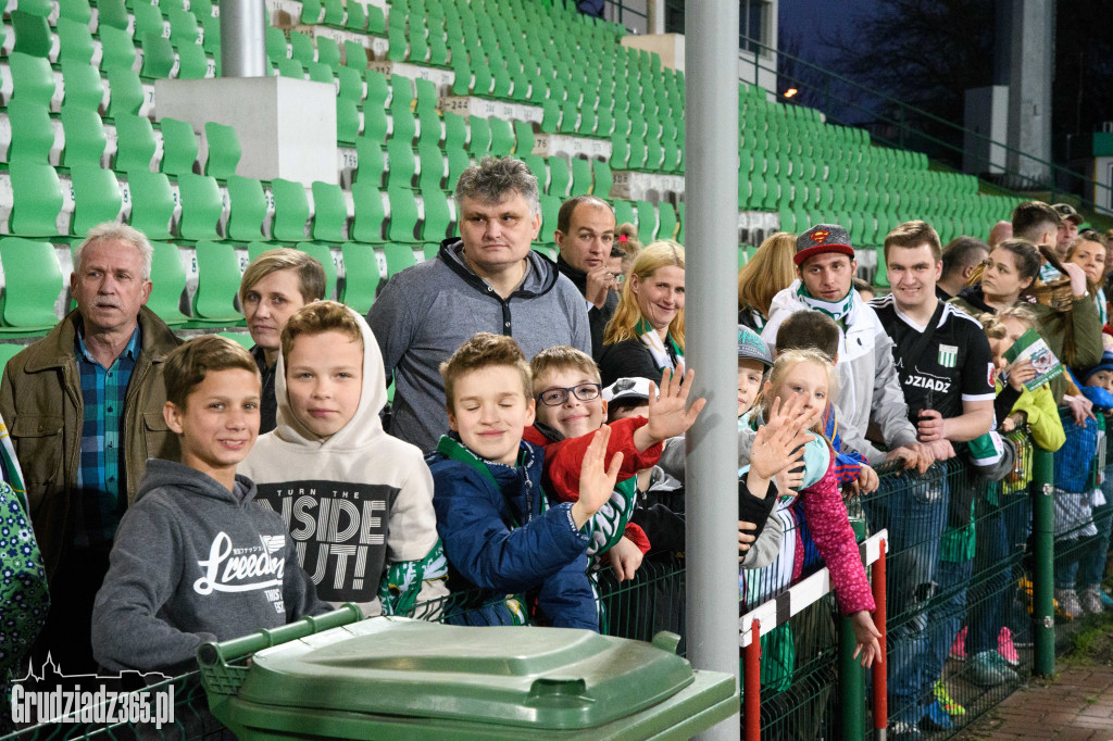 Olimpia Grudziądz wygrywa z Rozwojem Katowice