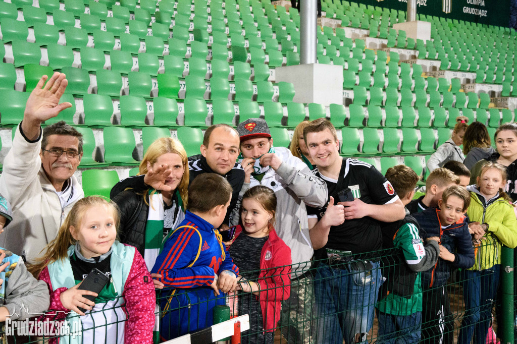 Olimpia Grudziądz wygrywa z Rozwojem Katowice