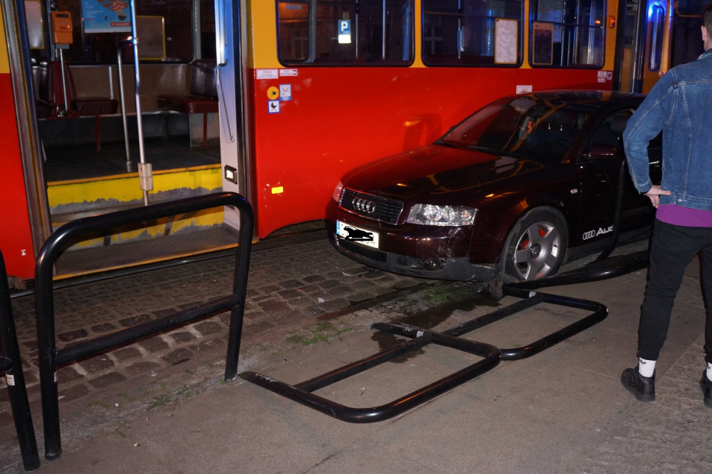 Tramwaj kontra Audi