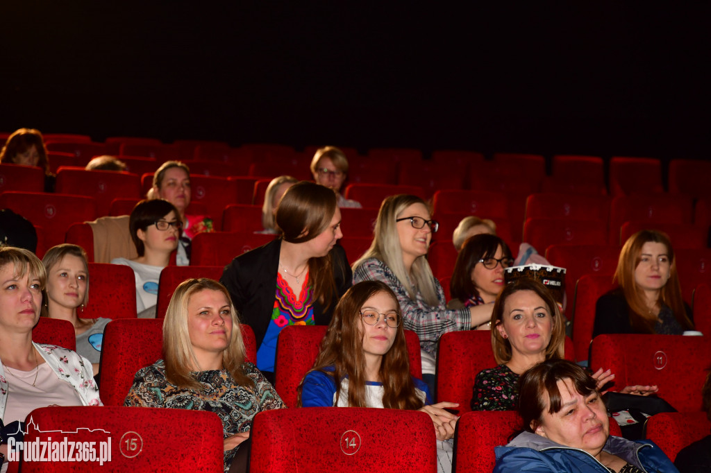 Kwietniowe Kino Kobiet- Przemytnik