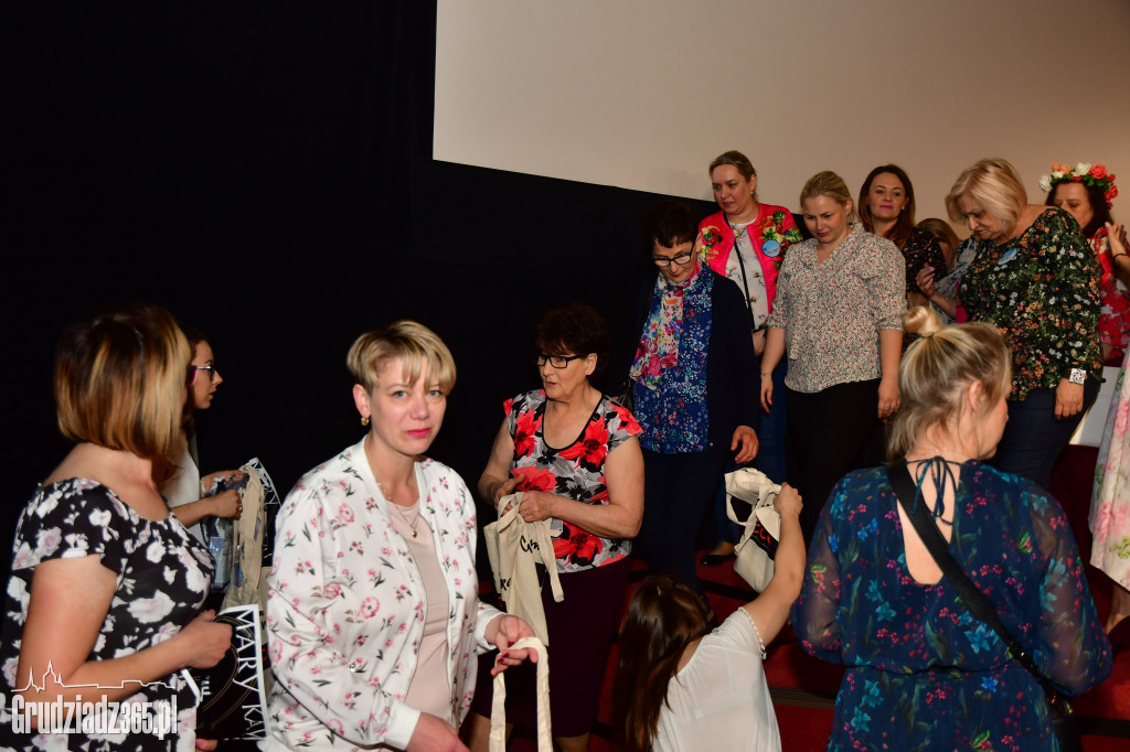 Kwietniowe Kino Kobiet- Przemytnik