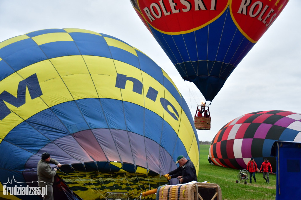 Początek wielkanocnych zawodów Balonowych