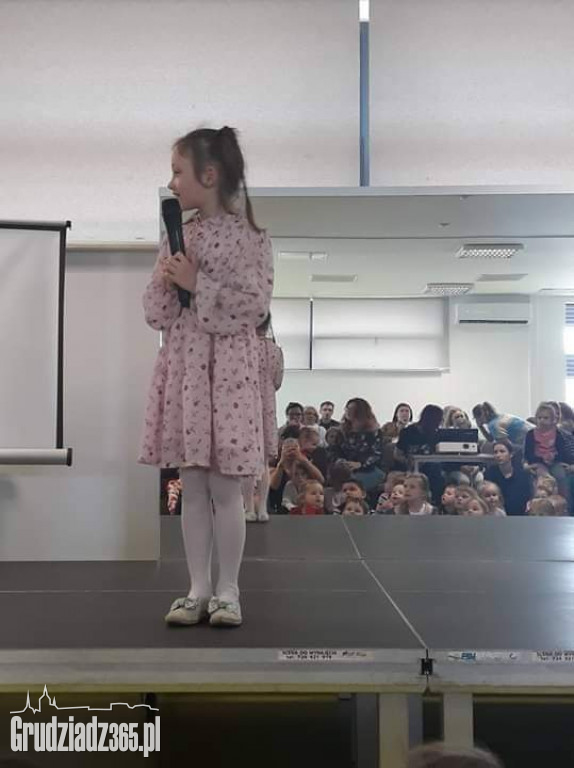 Pokaz talentow Dzieci z Przedszkola Puchatek
