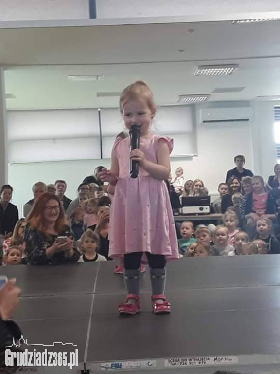 Pokaz talentow Dzieci z Przedszkola Puchatek