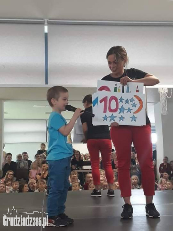Pokaz talentow Dzieci z Przedszkola Puchatek