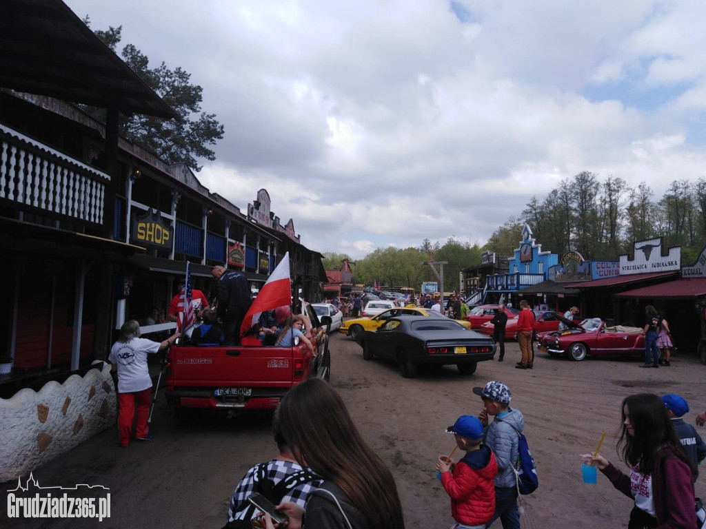 VIII Zlot Samochodów Amerykańskich i Zabytkowych