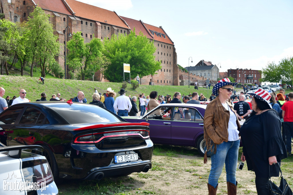 VIII Zlot Samochodów Amerykańskich- Błonia