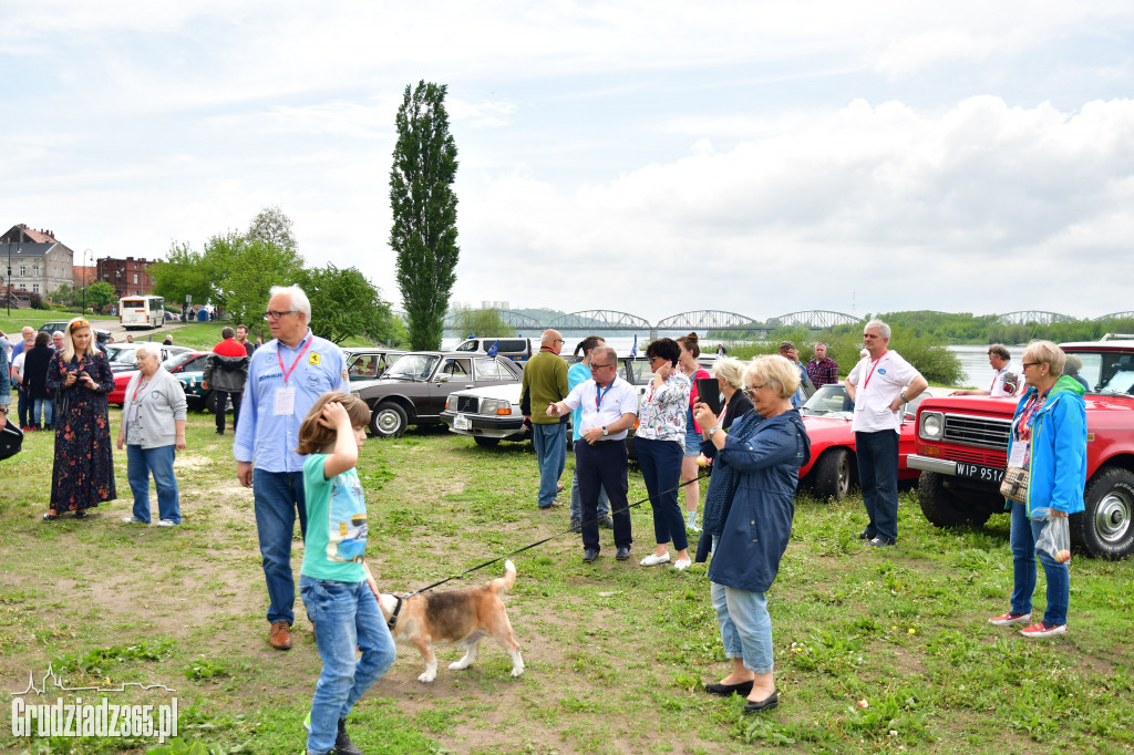 Rajd Pojazdów Zabytkowych- Grudziądzkie Spichrze