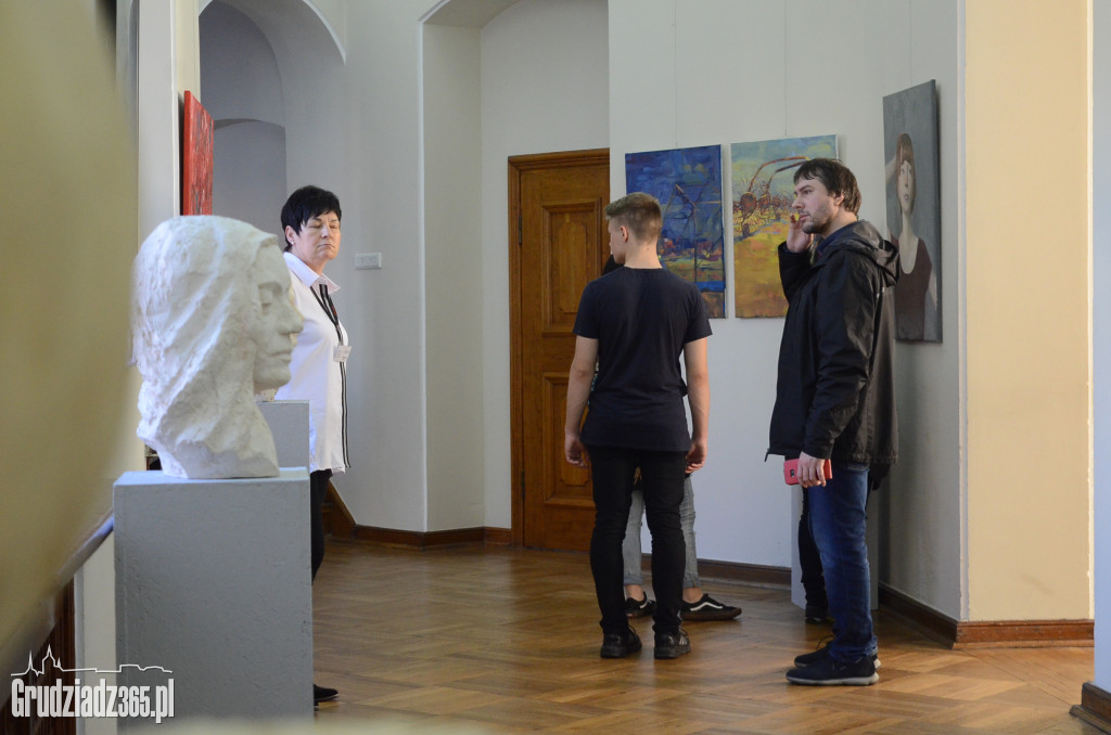 Wystawa prac dyplomowych uczniów LP