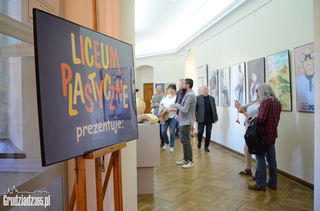 Wystawa prac dyplomowych uczniów LP