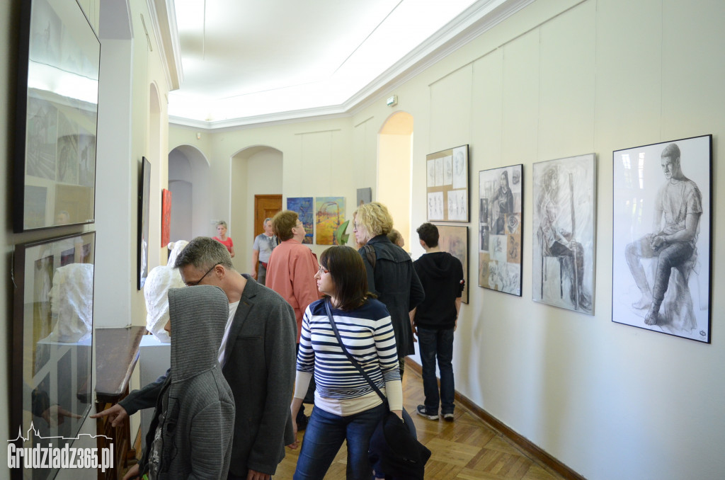 Wystawa prac dyplomowych uczniów LP
