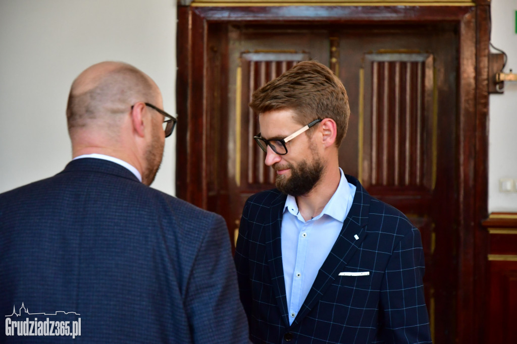 Uroczystość wręczenia nagród lauratom olimpiad