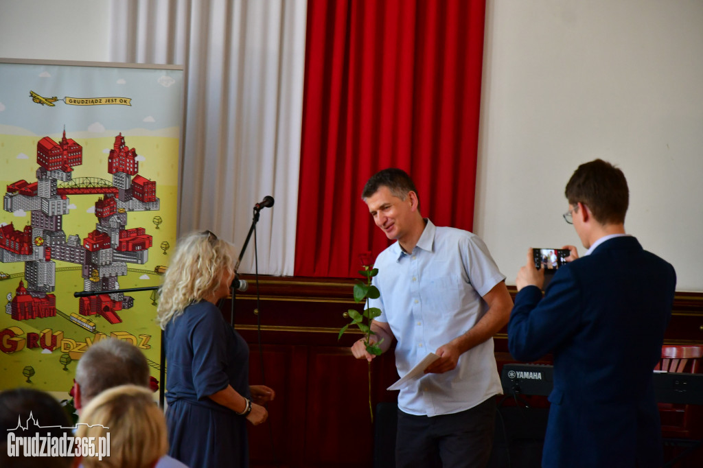 Uroczystość wręczenia nagród lauratom olimpiad