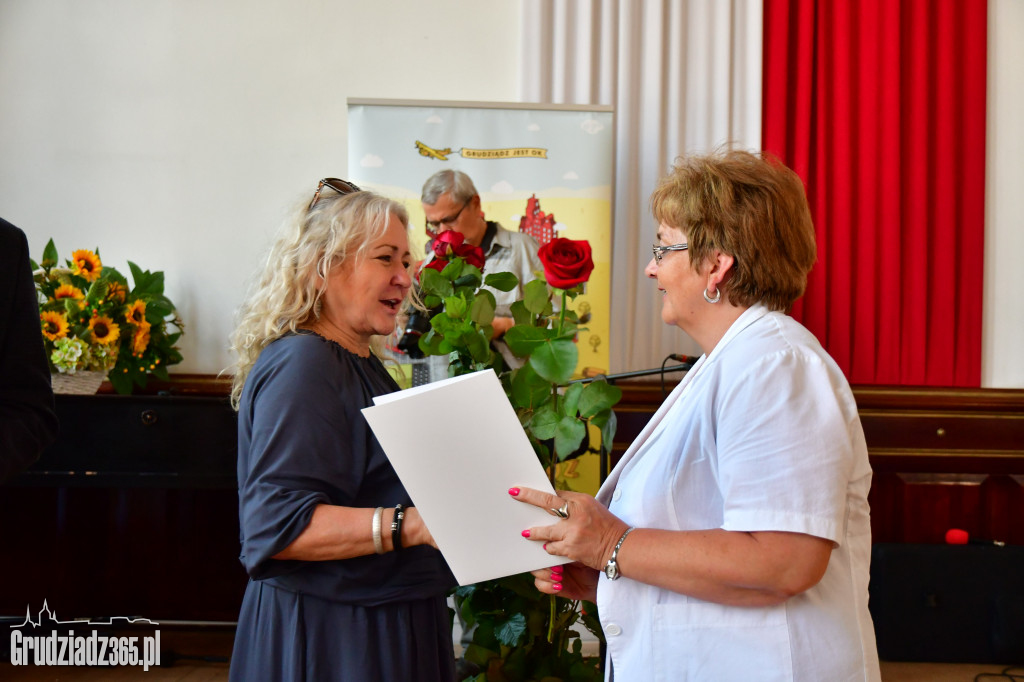 Uroczystość wręczenia nagród lauratom olimpiad