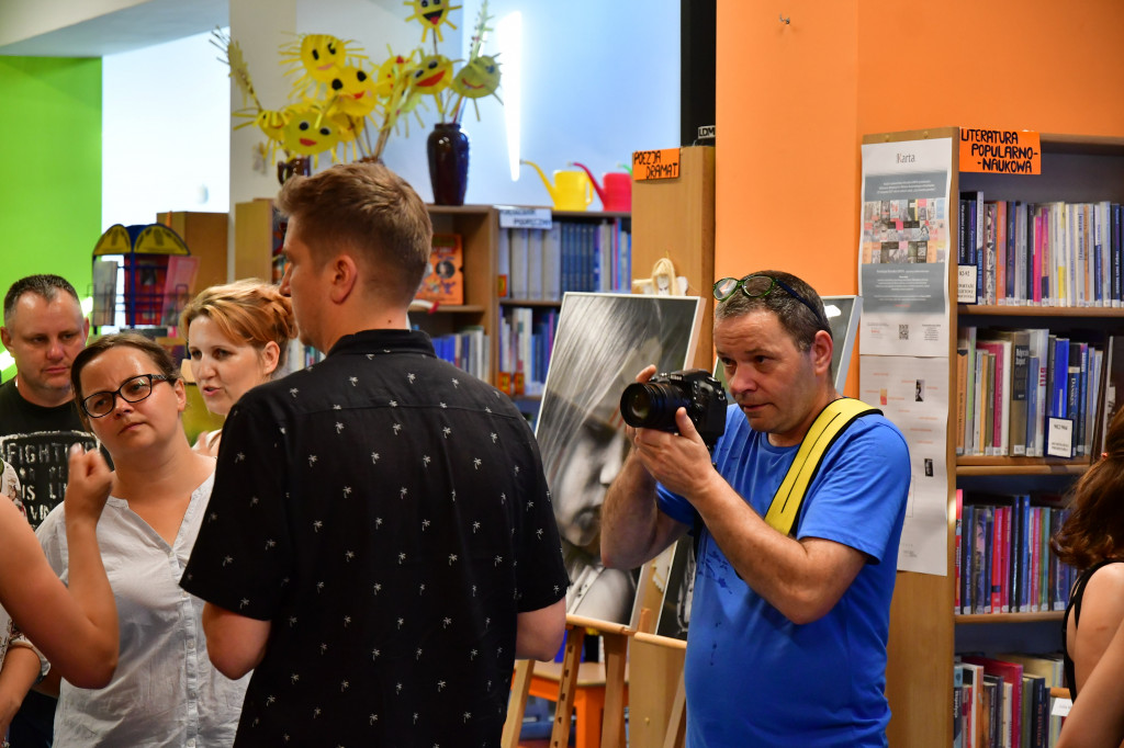 Wystawa 13&13 uczniów i nauczycieli TEB